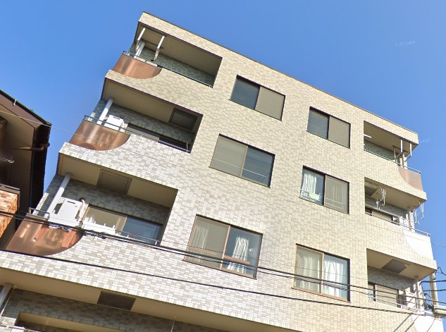 建物外観　閑静な住宅街・鉄筋コンクリート造☆