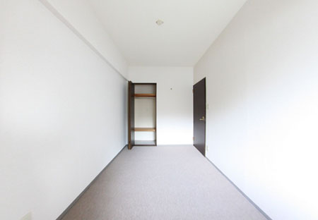 居室・リビング　コンパクトで使いやすい洋室です