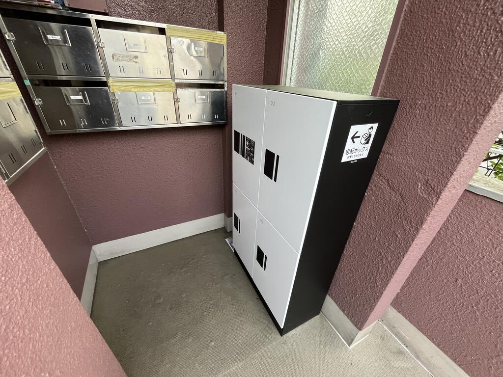 その他共有部分　宅配BOXついています！