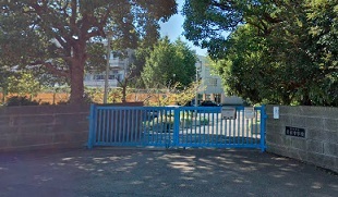 中学校　深谷中学校（中学校）まで624m