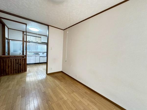 ＪＲ片町線 星田駅 徒歩18分 2階建 築51年の居間写真