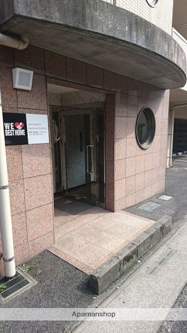 エントランス　駐車場