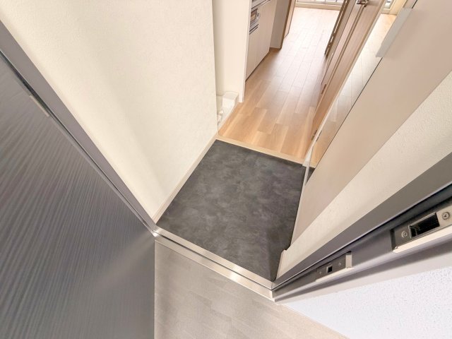 玄関　素敵な玄関は毎朝あなたを元気に送りだしてくれますよ。