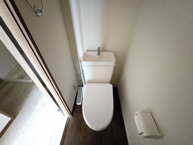 トイレ　万宝マンション
