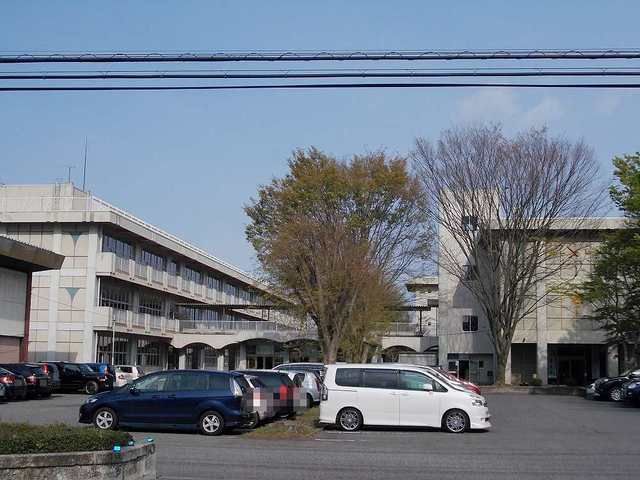 中学校　氏家中学校（中学校）まで1600m