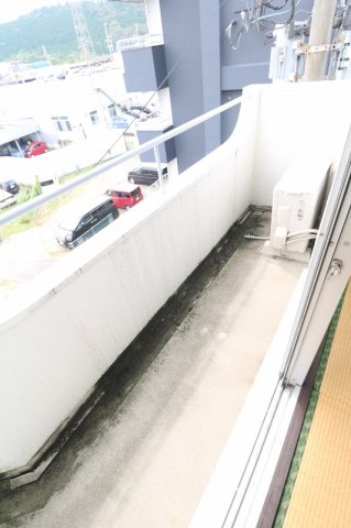 バルコニー　広々としたバルコニーです