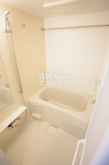 その他　便利な宅配ボックスついております！