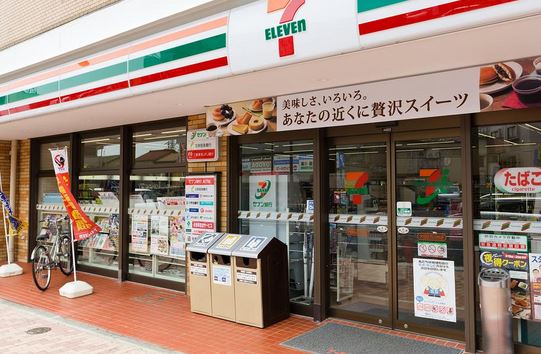 コンビニ　セブンイレブン日本橋堀留町2丁目店（コンビニ）まで116m