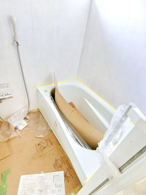 バス・シャワールーム　バスルーム