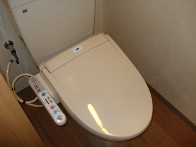 トイレ　シャワー付トイレ