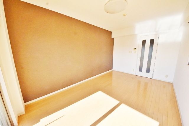 居室・リビング　別部屋参考写真