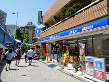 コンビニ　ローソン 大阪港駅前店（コンビニ）まで262m