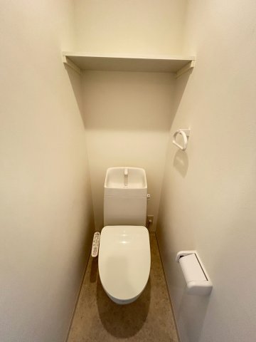 リブレメゾン東鳴尾Iのトイレ写真