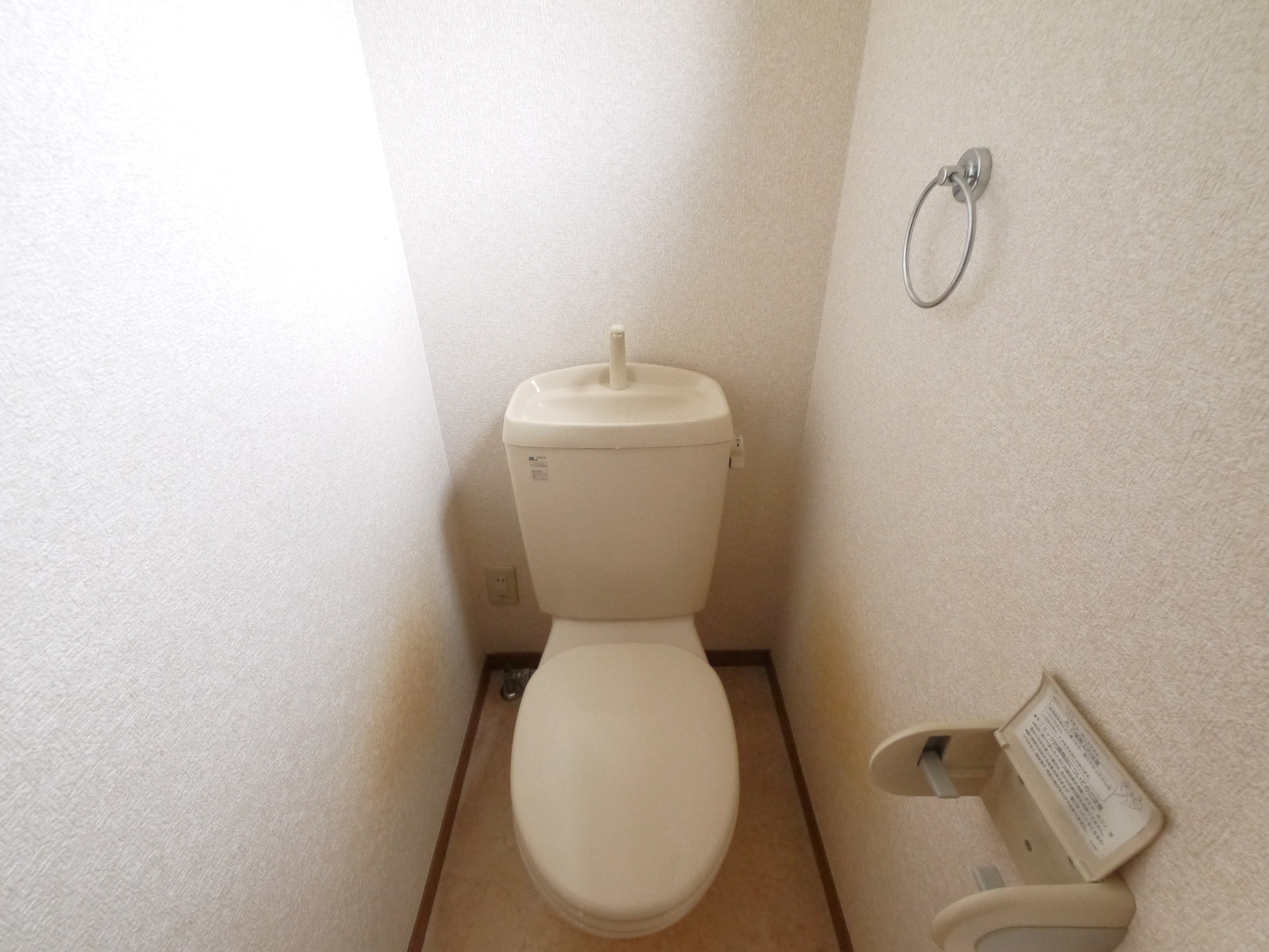 カサベルデ三谷東のトイレ写真