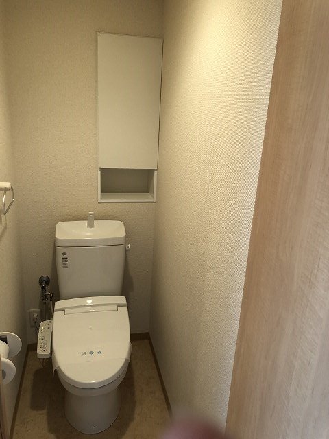 トイレ　別部屋参考