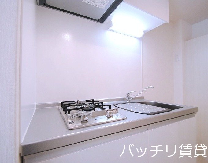 キッチン　同型タイプの為、現状を優先致します。