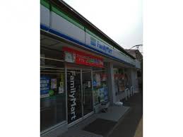 コンビニ　ファミリーマート昭島中神町新畑店（コンビニ）まで604m