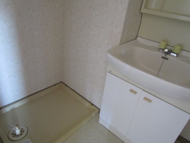 その他　写真は304号室です（参考）