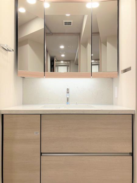 洗面設備　※別室参考写真
