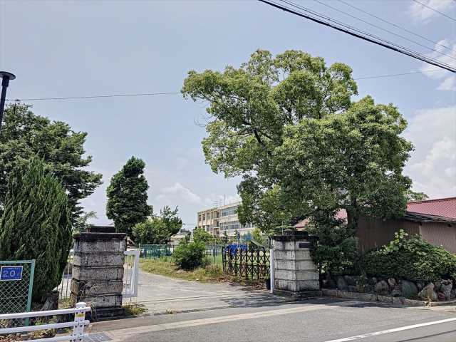 小学校　高取小学校（小学校）まで287m