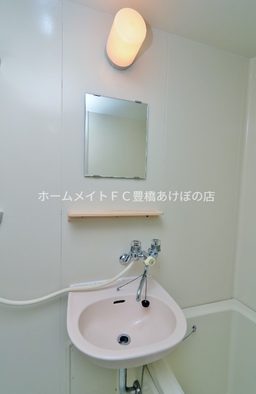 洗面設備　同型別部屋写真