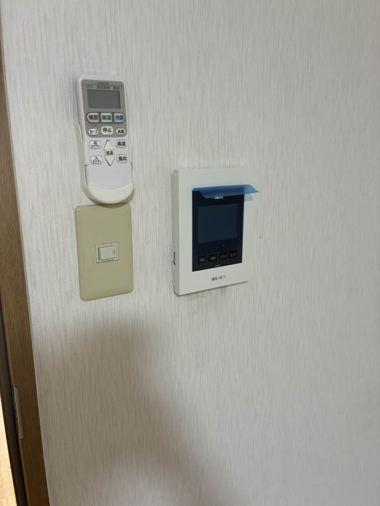 セキュリティ　モニター付きインターホンで安心です♪
