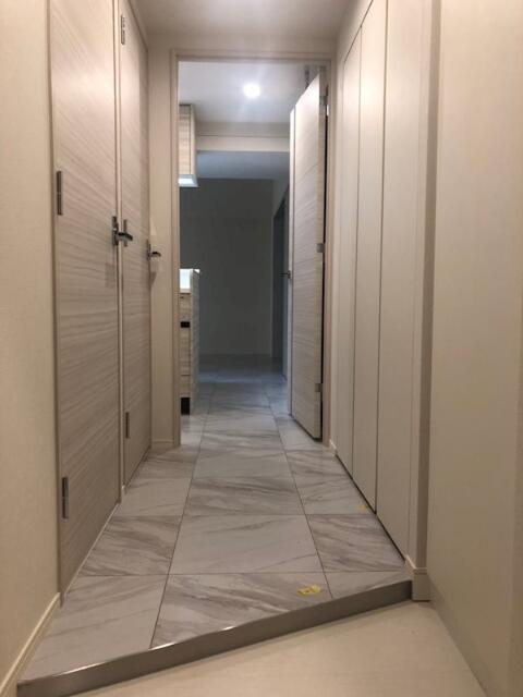 玄関　?