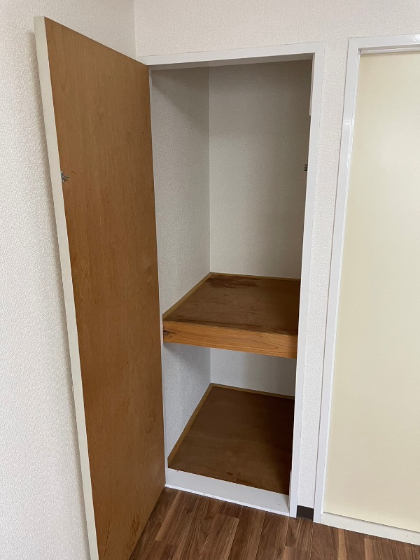 収納　別号室の写真となります