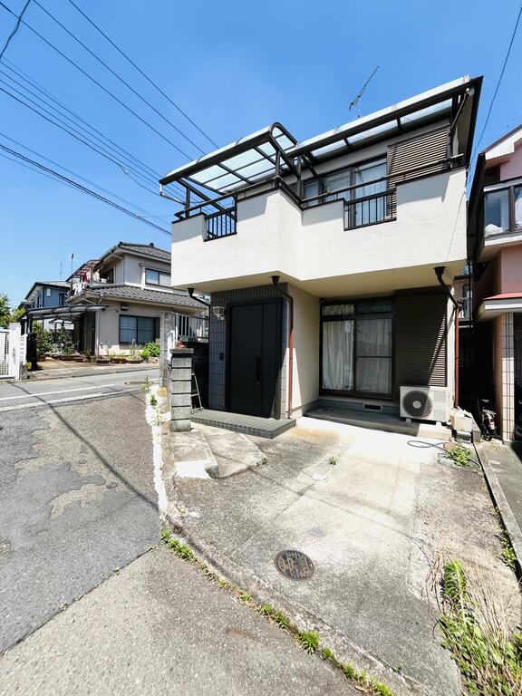 あきる野市草花貸家の外観写真