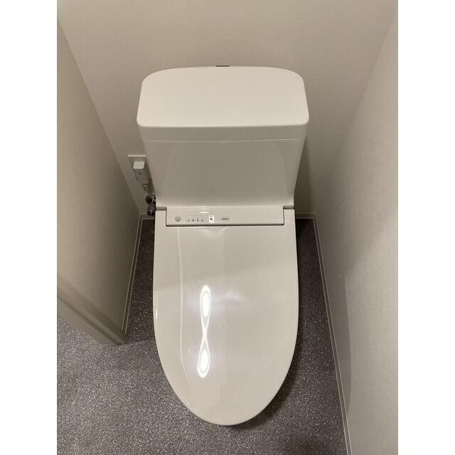 トイレ　清潔感のあるトイレです