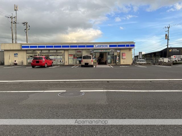 コンビニ　ローソン霧島国分野口東店（コンビニ）まで328m