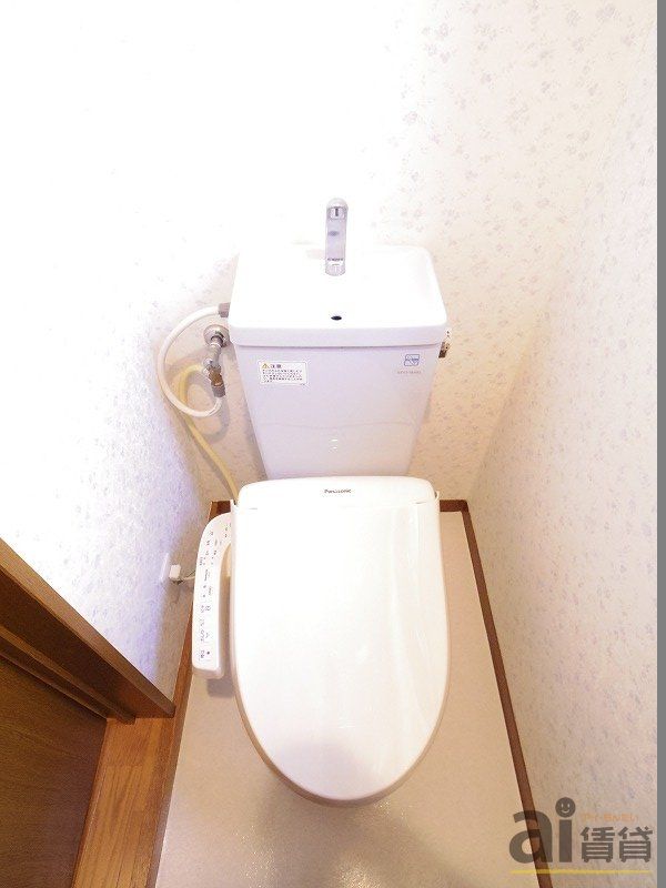 トイレ　※同仕様写真です