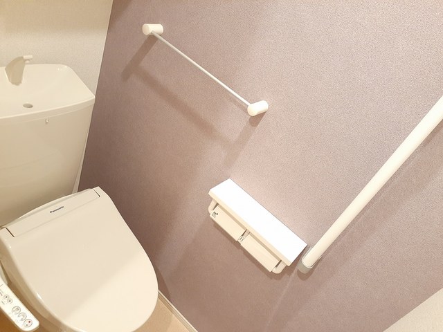 トイレ　ウォシュレット