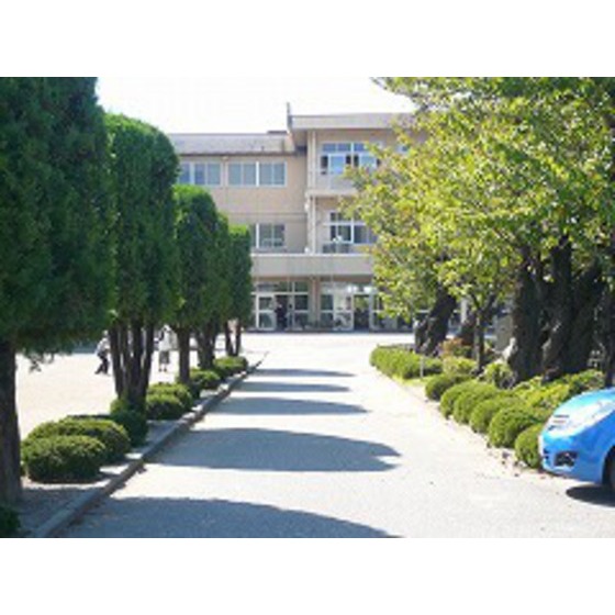 その他　小学校「松本市立島内小学校まで1962ｍ」