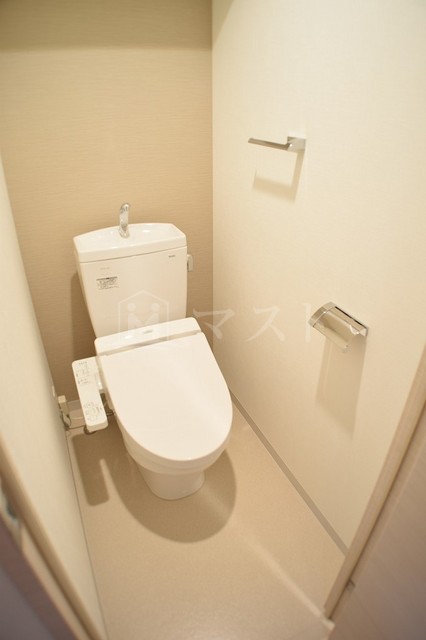 トイレ　ウォシュレット付