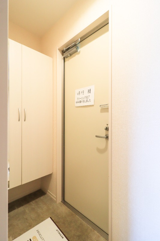 玄関　図面と現状に相違がある場合には現状を優先