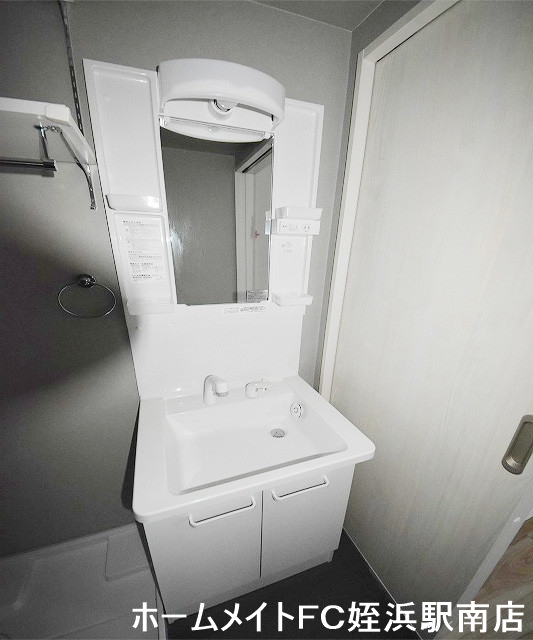 洗面設備　★独立洗面台もしっかりあります★参考写真