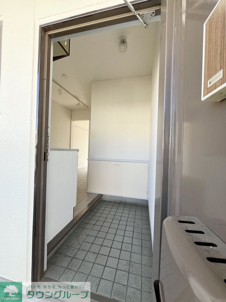 玄関　※別部屋参考写真※
