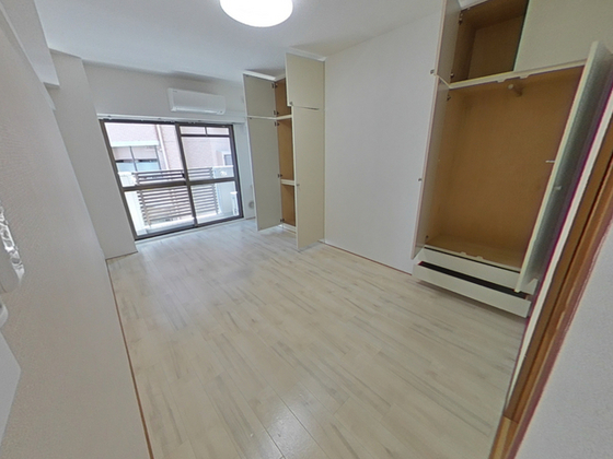 居室・リビング　※別部屋の写真です