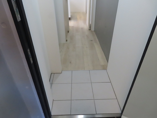 玄関　玄関※前回募集時2021年09月の写真