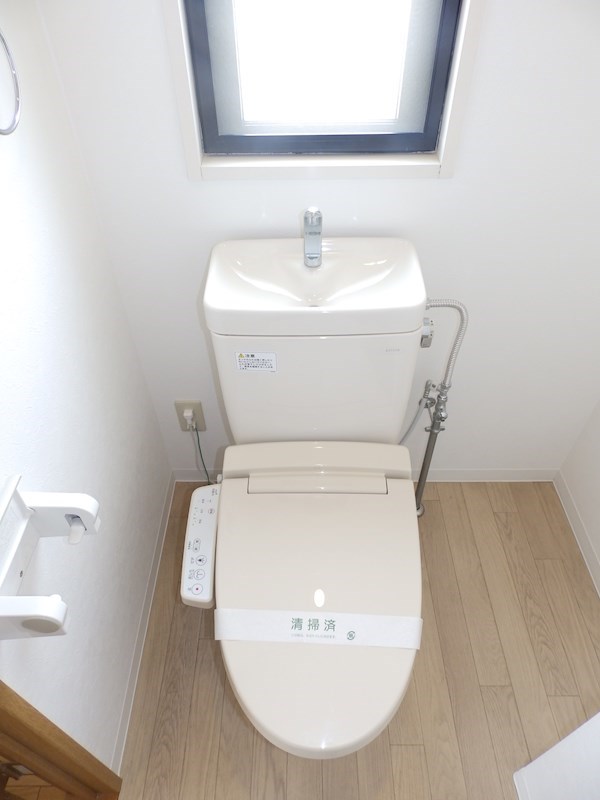 トイレ　※同タイプの他のお部屋です