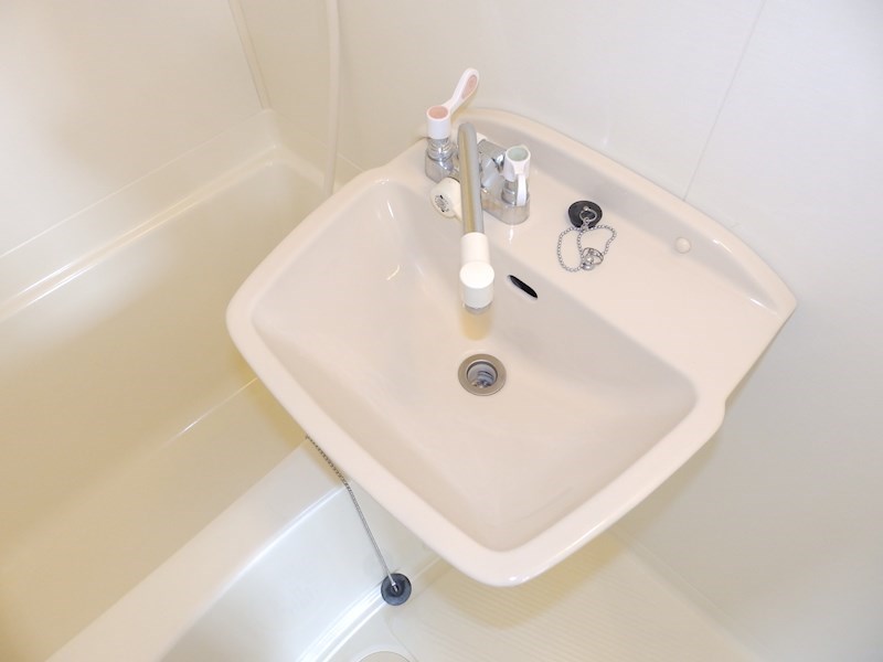 洗面設備　※同タイプの他のお部屋です
