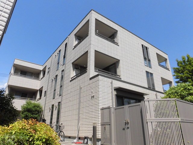 建物外観　耐震構造の旭化成ヘーベルメゾン