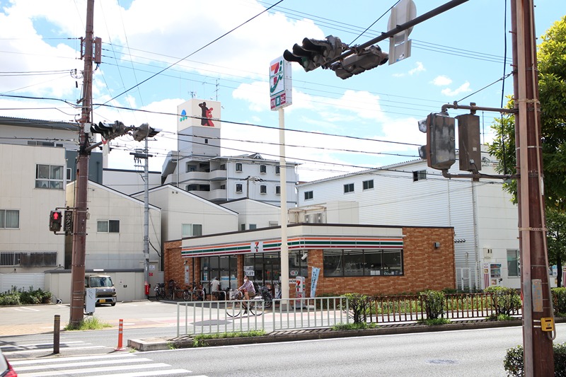 コンビニ　セブンイレブン　放出東店（コンビニ）まで205m