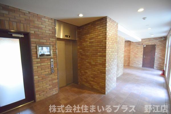 ロビー