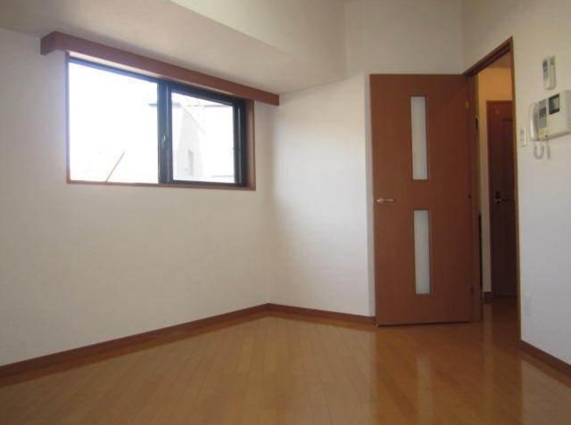 居室・リビング　明るいお部屋です