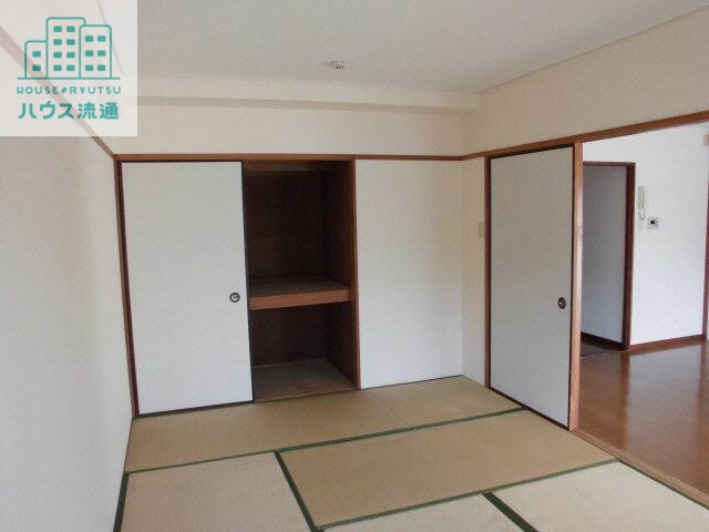 収納　※別号室同タイプ写真
