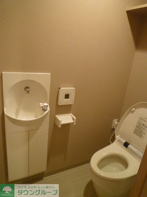 トイレ　Fタイプ2011年4月撮影 ＭＲ時の写真で調度品等は含まれ…