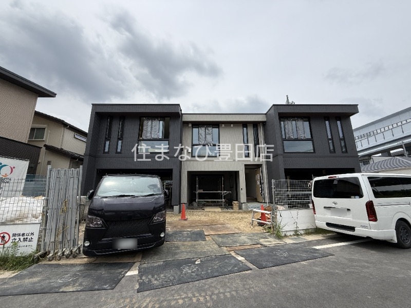 建物外観　建築中外観