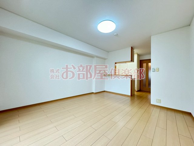 居室・リビング　ゆったり過ごせる居間です